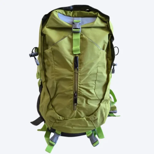 Mochila de Camping 30L – Ligera, Resistente e Ideal para Trekking